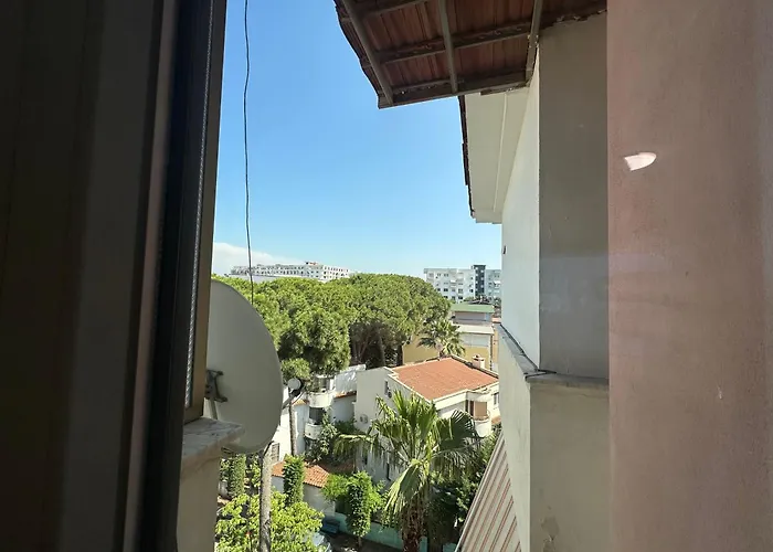 Velora Stays- Beachfront